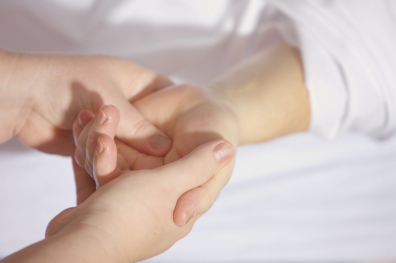 psoriasis healing hands